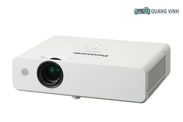 Máy chiếu Panasonic PT-LB330 cũ công nghệ Nhật còn mới 90%